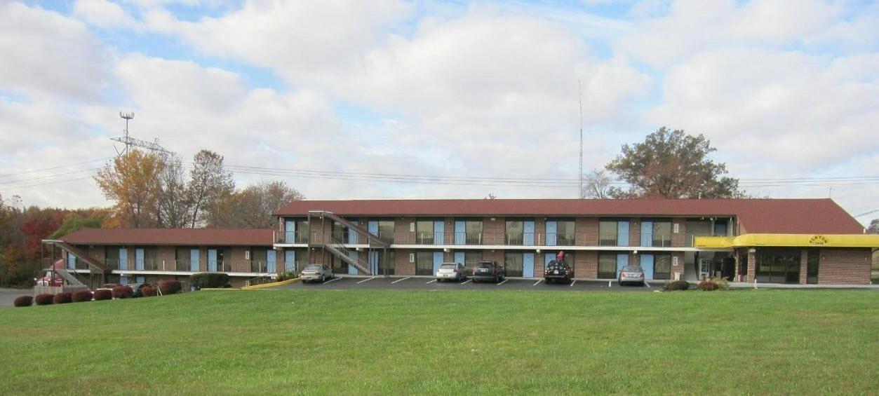 Elkton Lodge Esterno foto
